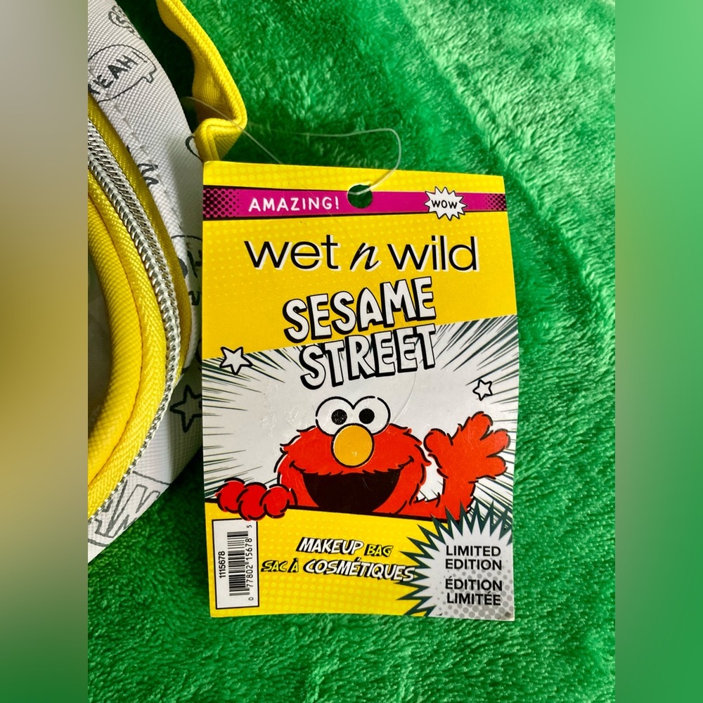 Wet N Wild Sesame Street Makeup Bag - Picture 2 of 10
